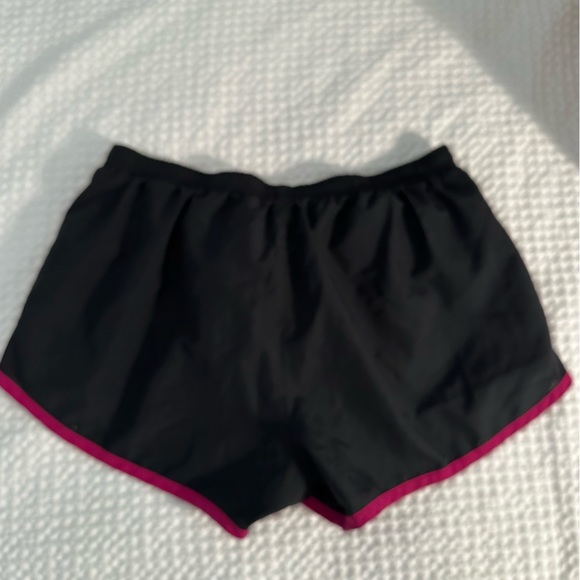 Nike Athletic shorts - Picture 2 of 3